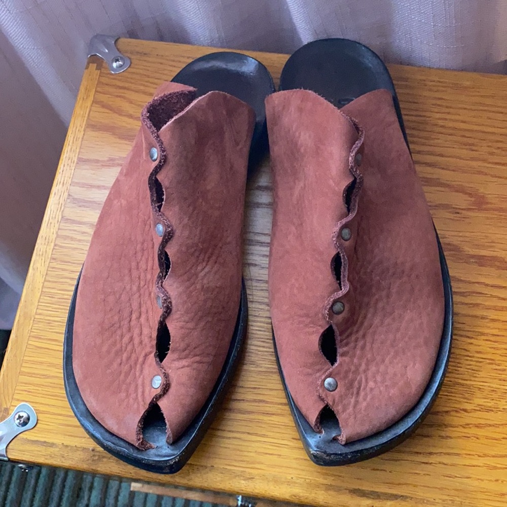 Cydwoq Mules